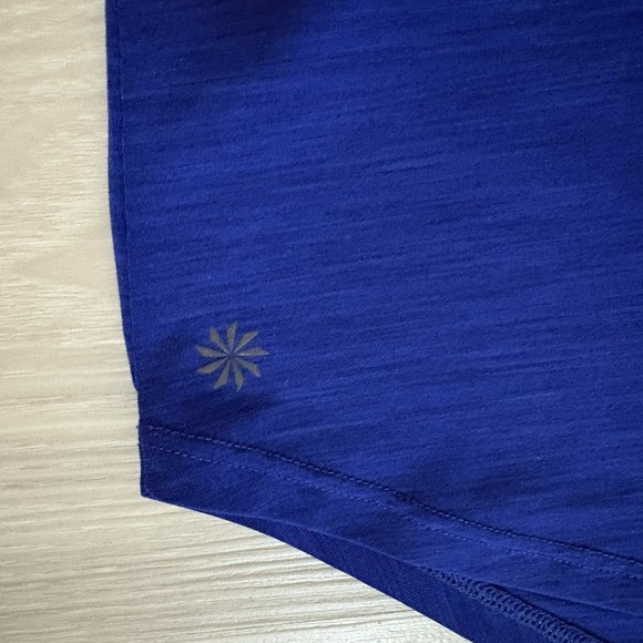 Athleta Womens Tank Top Blue Incline Tank Power Of She Size XS - Picture 2 of 16